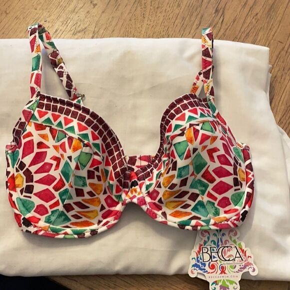 BECCASWIM MULTICOLOR BIKINI TOP.  NEW - Picture 1 of 9